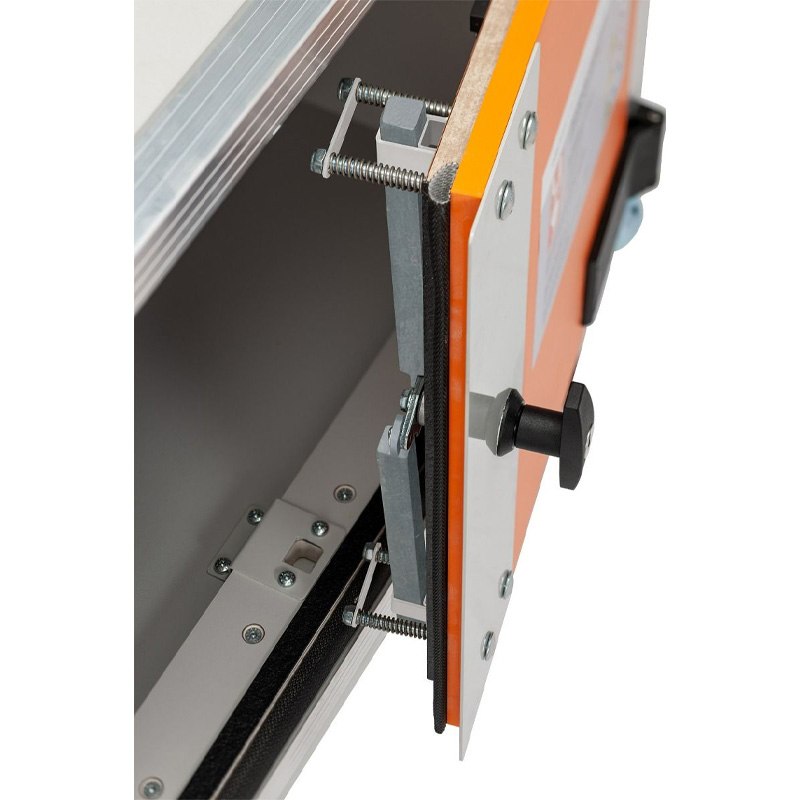 Akku-Ladeschrank Premium 8/10 mit Rollen 3-phasig – Bild 4