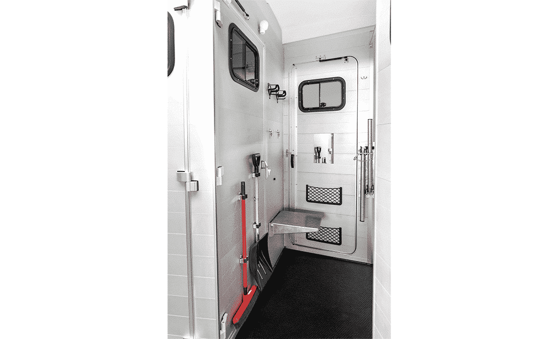 Notos Xtra UP 2700 kg, Pferdeanhänger, Pferdetransporter, Anhänger für Pferdetransport von bis zu 2 Pferden, Check Trailers. Humbaur• – Bild 7