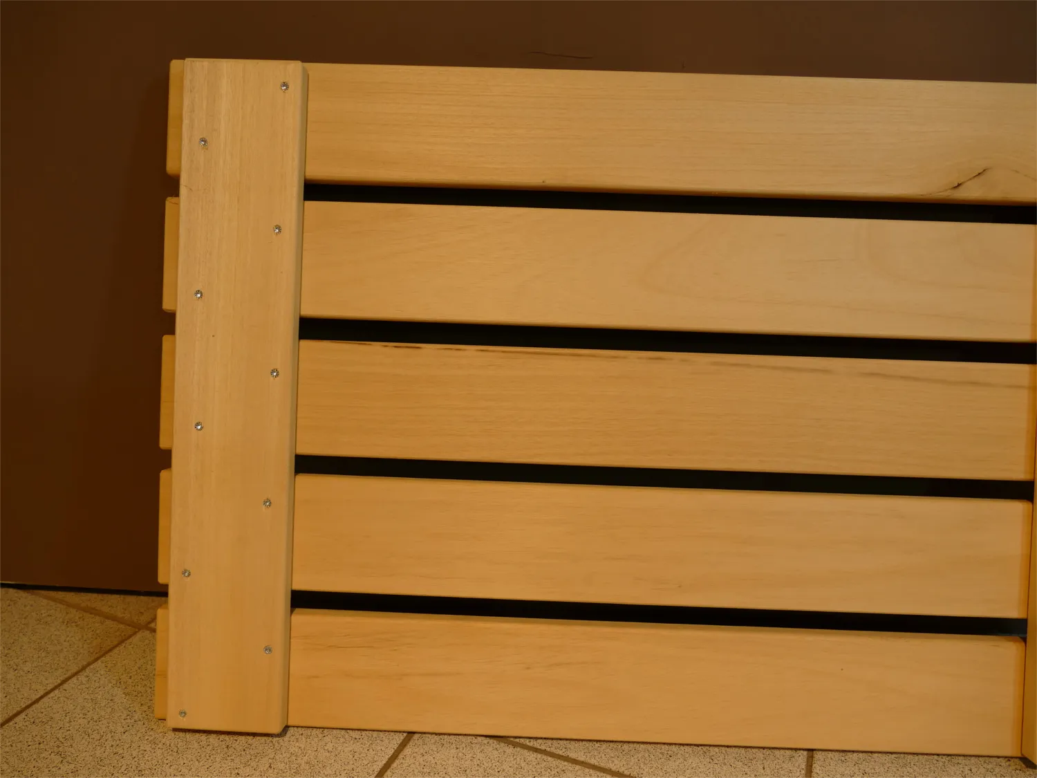 Saunaboden Bodenrost 53x80cm Holzboden Abachiholz – Bild 4