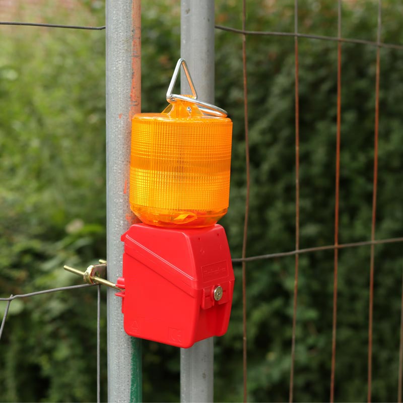 Bauzaunlampe mit 360 Grad Lichtaustritt Schake, gelb oder rot – Bild 8